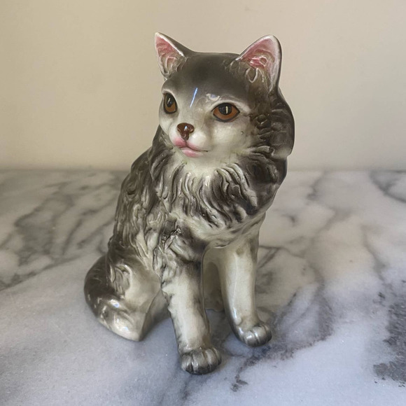 Vintage Fluffy Grey Kitty Cat Porcelain Figurine Statue Amber Eyes Grannycore - Picture 8 of 8